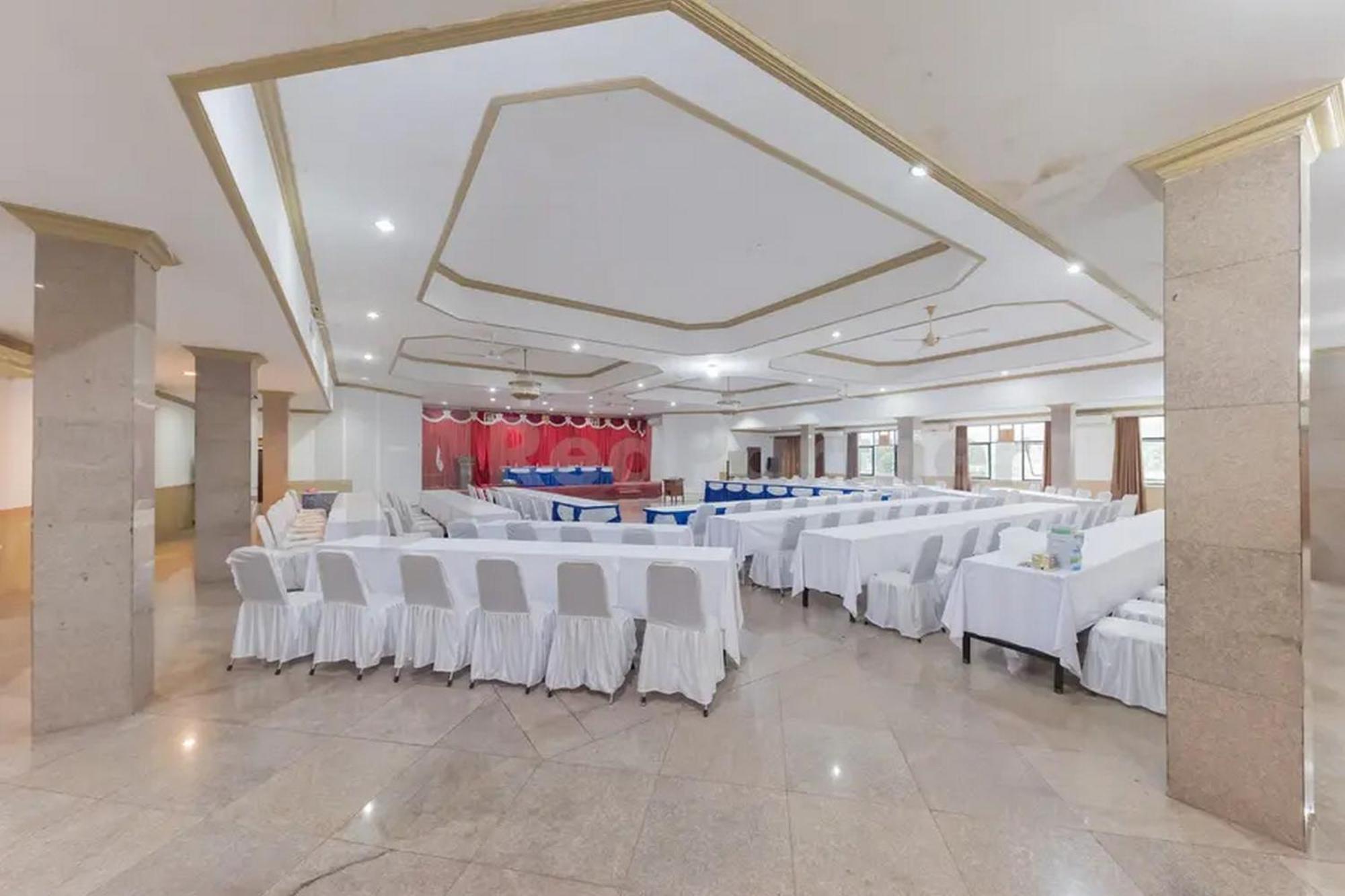 Hotel Ayong Linggarjati Kuningan Mitra Reddoorz Dış mekan fotoğraf