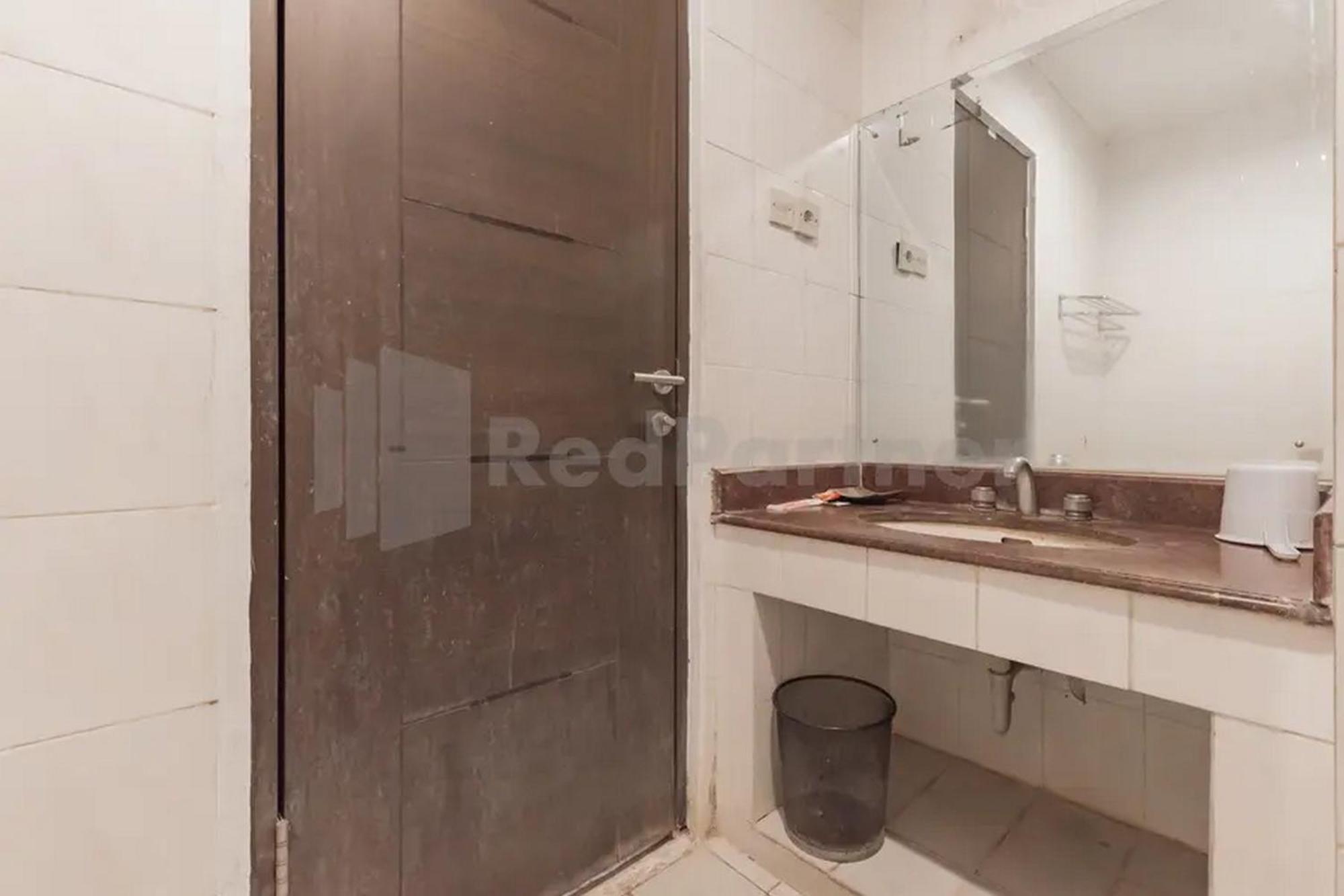 Hotel Ayong Linggarjati Kuningan Mitra Reddoorz Dış mekan fotoğraf