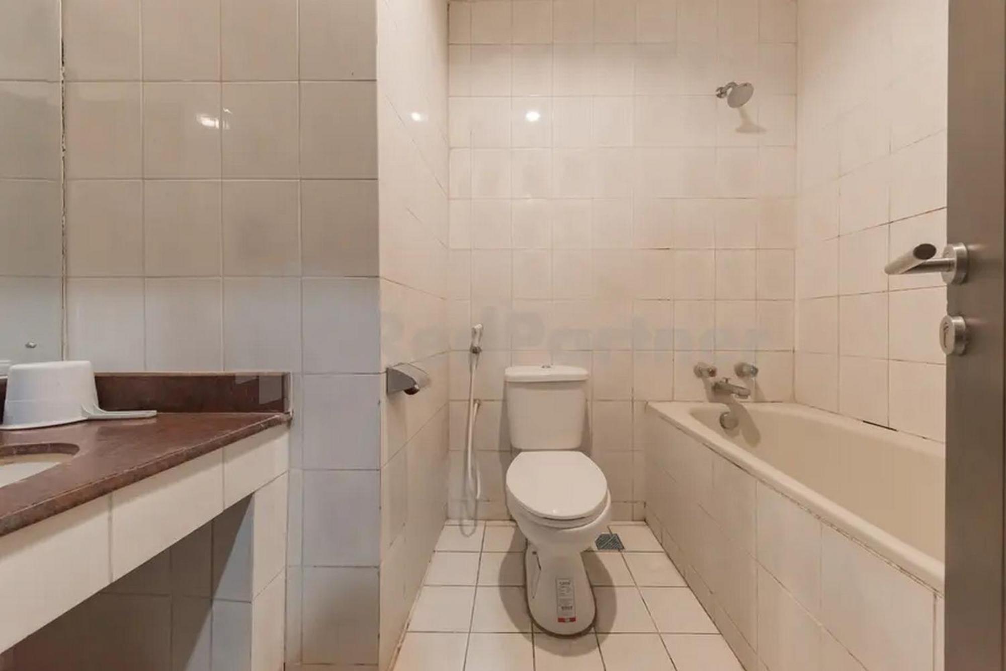 Hotel Ayong Linggarjati Kuningan Mitra Reddoorz Dış mekan fotoğraf